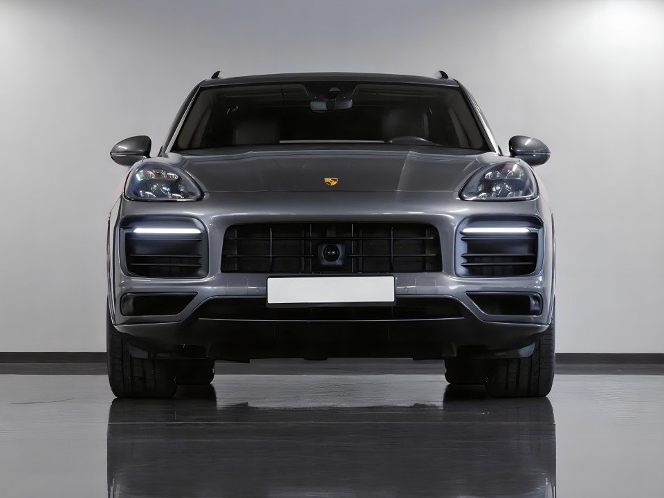 Porsche Cayenne S (2)