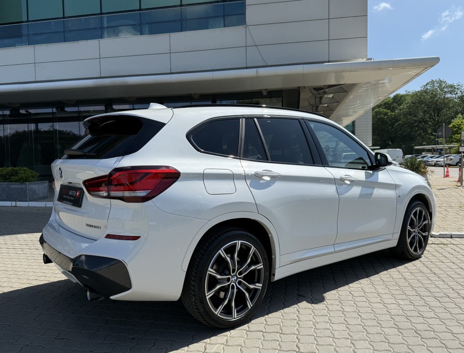 BMW X1 xDrive20i M-Sport (3)