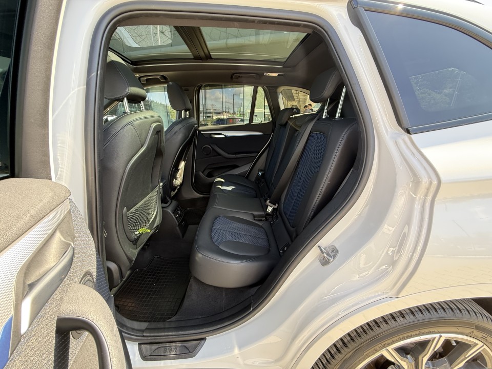 BMW X1 xDrive20i M-Sport - foto 12