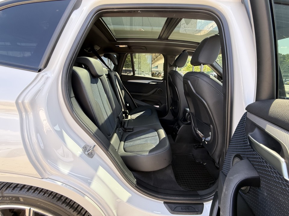 BMW X1 xDrive20i M-Sport - foto 18