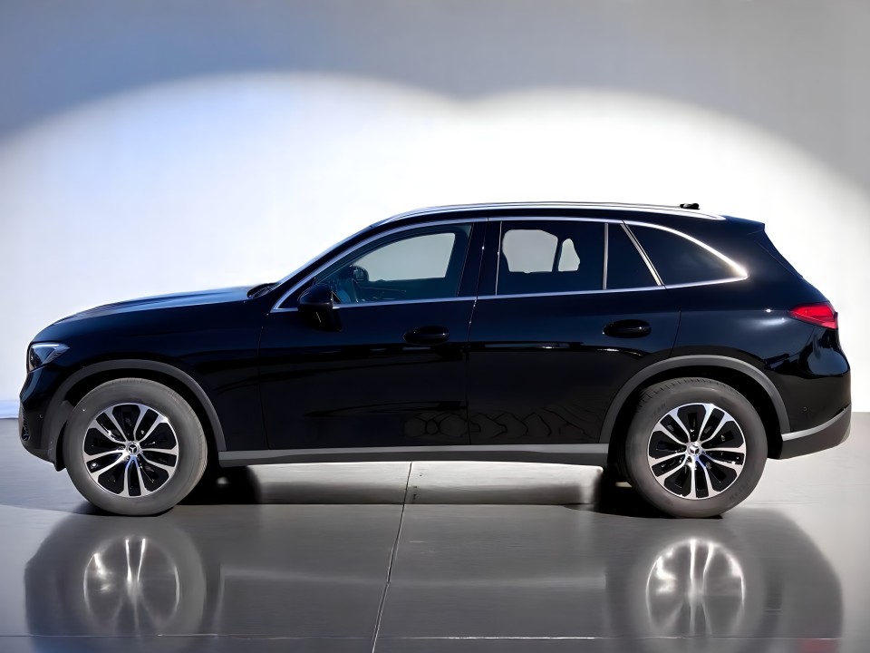 Mercedes-Benz GLC SUV 200 4MATIC Avantgarde (2)