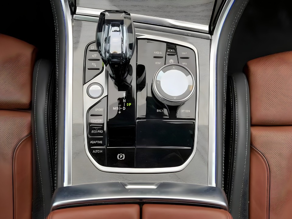 BMW Seria 8 840d xDrive - foto 10