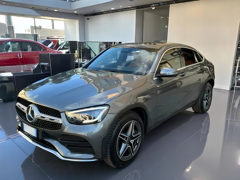 Mercedes-Benz GLC Coupe 220CDI 4MATIC AMG Premium (1)