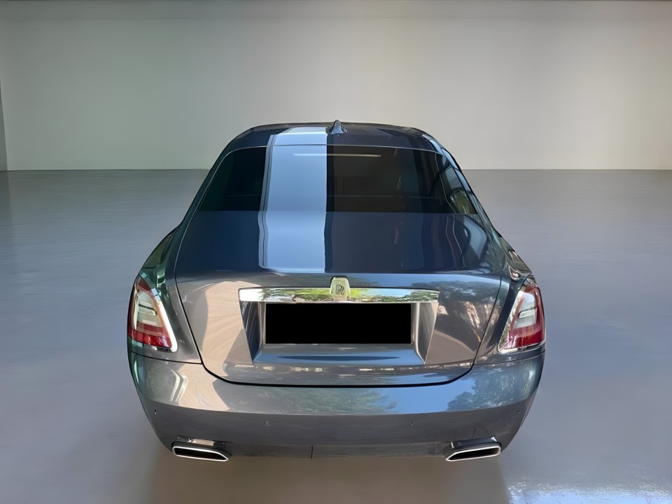 Rolls-Royce Ghost (5)