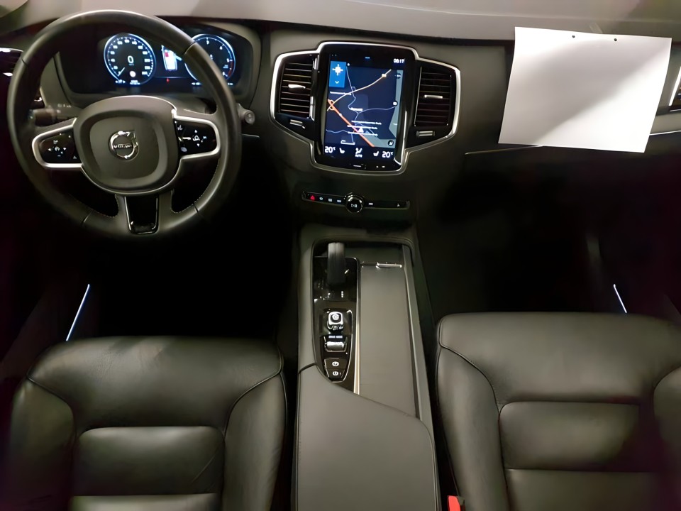 Volvo XC 90 B5 AWD Momentum (4)