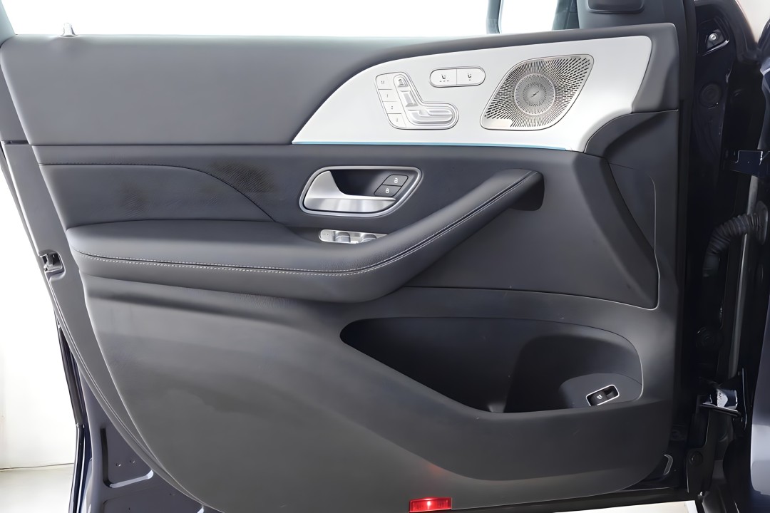 Mercedes-Benz GLE 350 4MATIC AMG - foto 14
