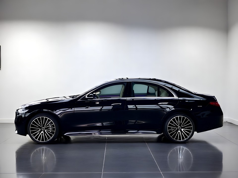Mercedes-Benz S 450d 4MATIC AMG Line (2)