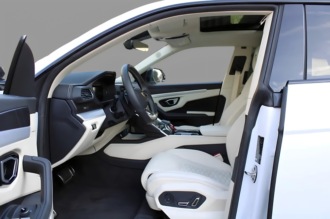 Lamborghini URUS - foto 6