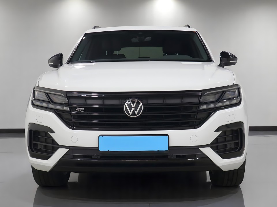 Volkswagen Touareg 3.0 TDI R-Line (2)