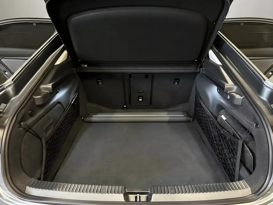 Skoda Superb Selection 2.0TDI DSG - foto 33