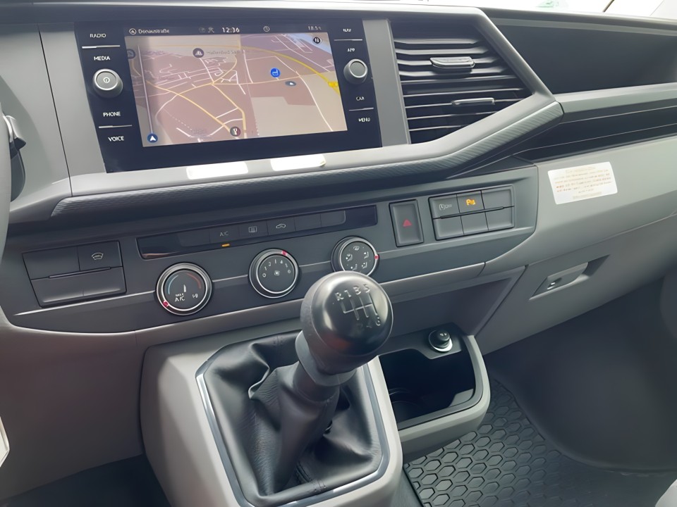 Volkswagen Transporter T6.1 - foto 9