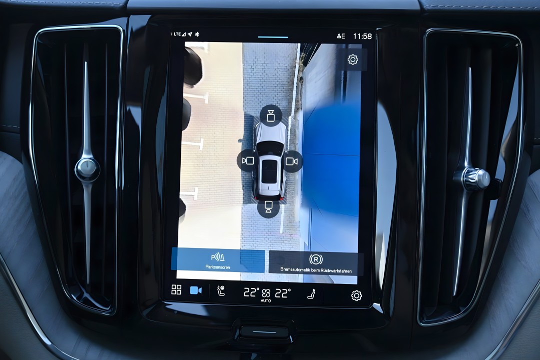 Volvo XC 60 B4 AWD Ultimate Dark - foto 14