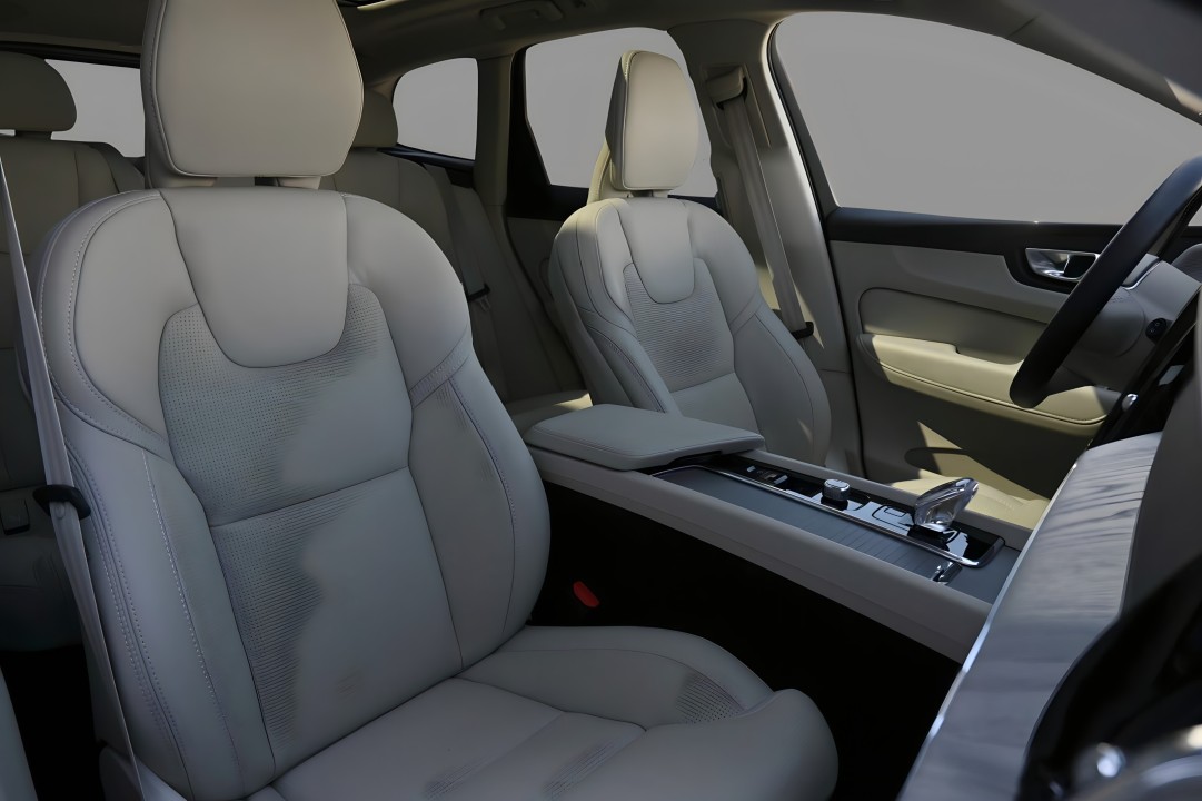 Volvo XC 60 B4 AWD Ultimate Dark - foto 9