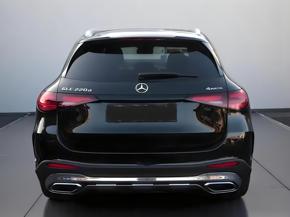 Mercedes-Benz GLC 220 AMG PREMIUM (3)