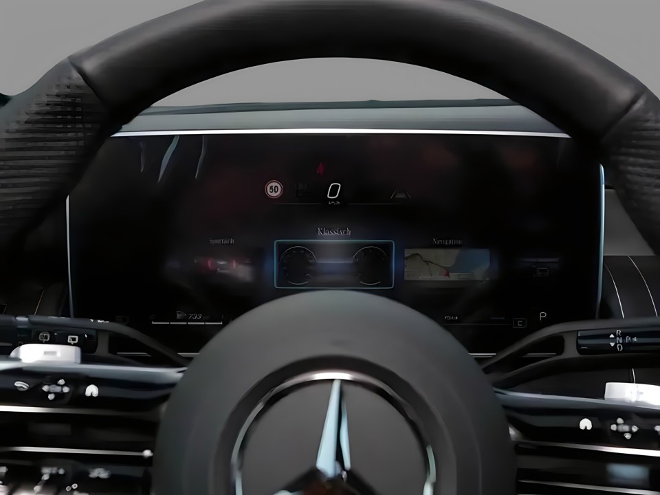 Mercedes-Benz GLC 220 AMG PREMIUM (5)