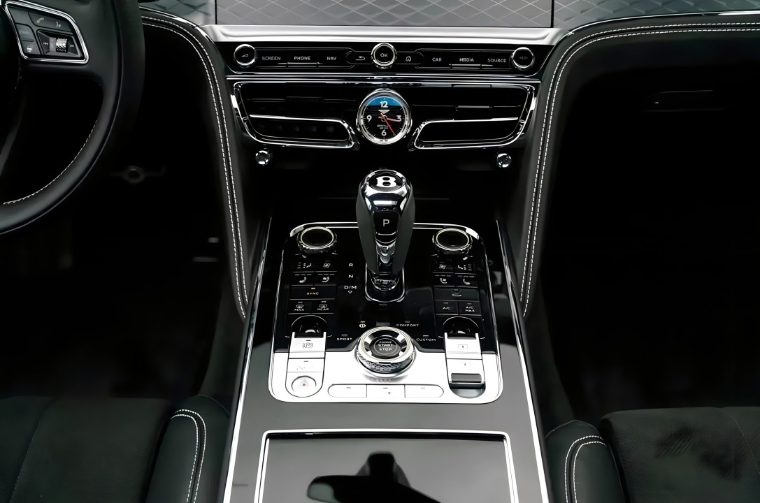 Bentley Flying Spur S V8 - foto 16
