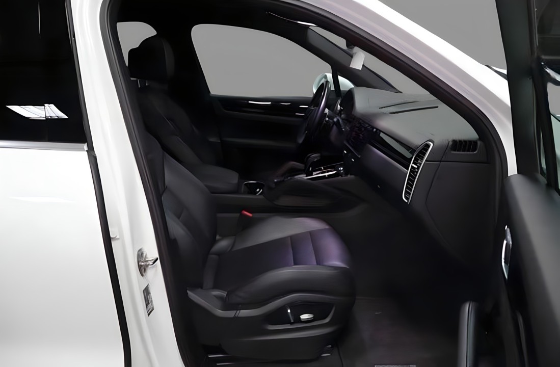 Porsche Cayenne - foto 12