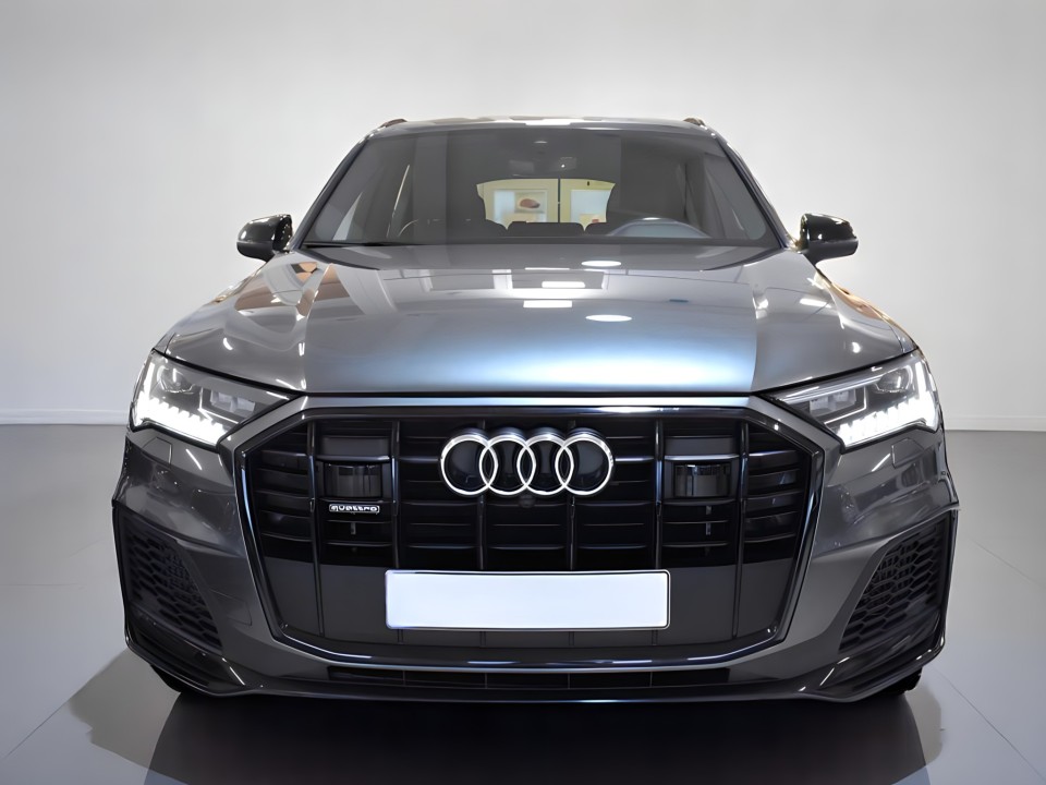 Audi Q7 60 TFSIe S-line (2)