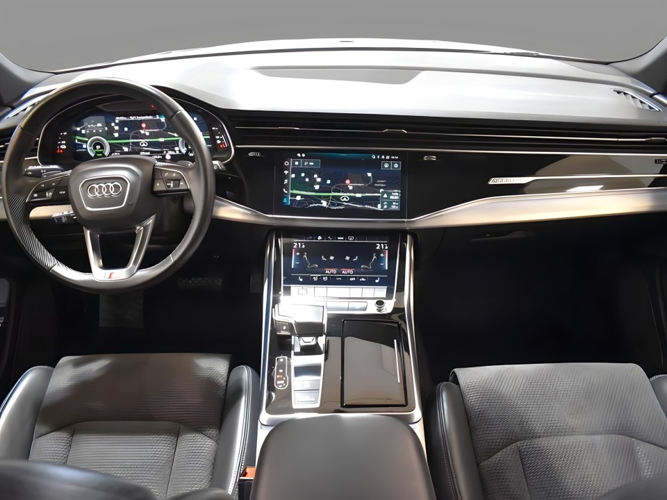 Audi Q7 60 TFSIe S-line (5)