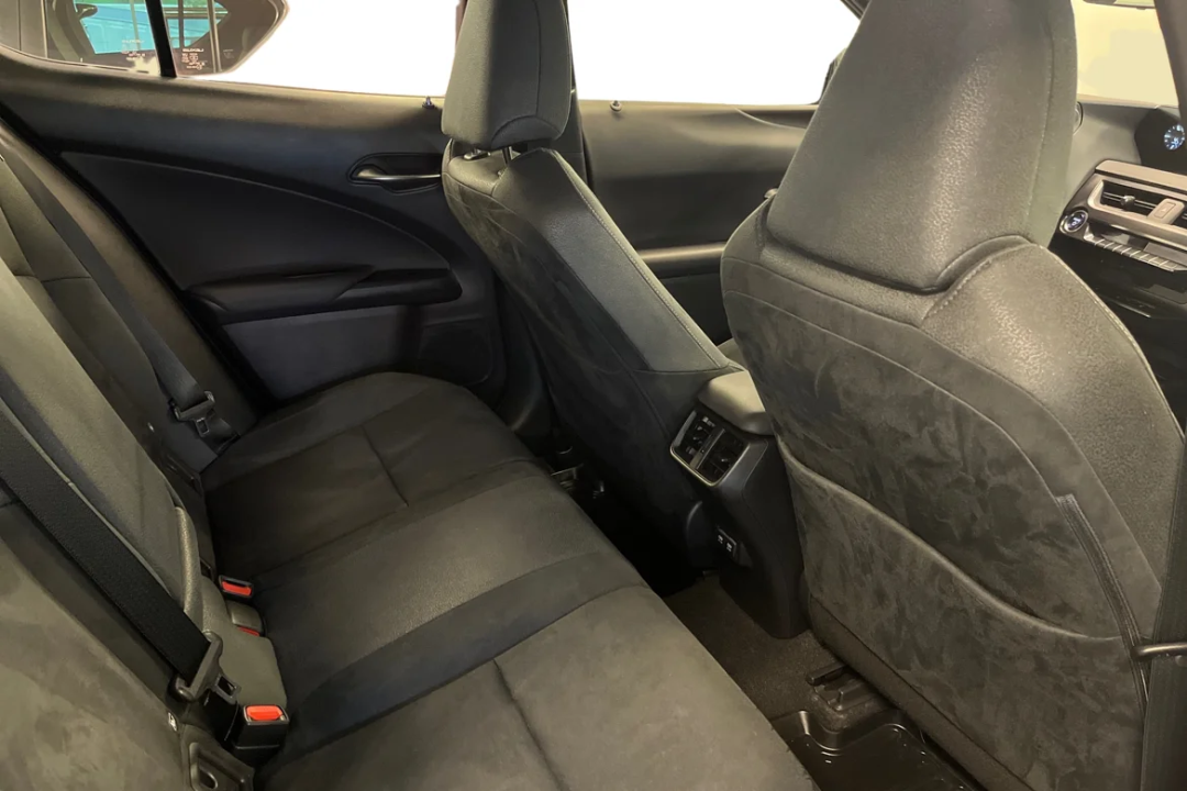 Lexus UX 250h Confort - foto 13