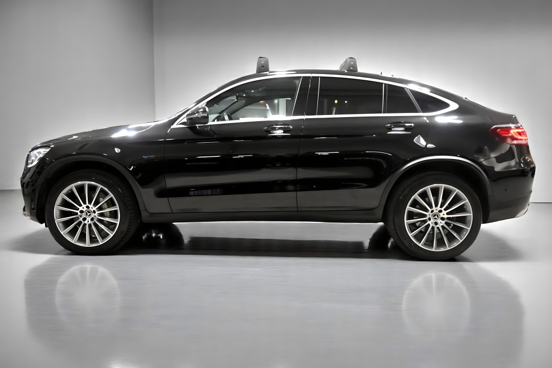 Mercedes-Benz GLC Coupe Mercedes-Benz GLC 300e 4MATIC Coupé AMG (4)