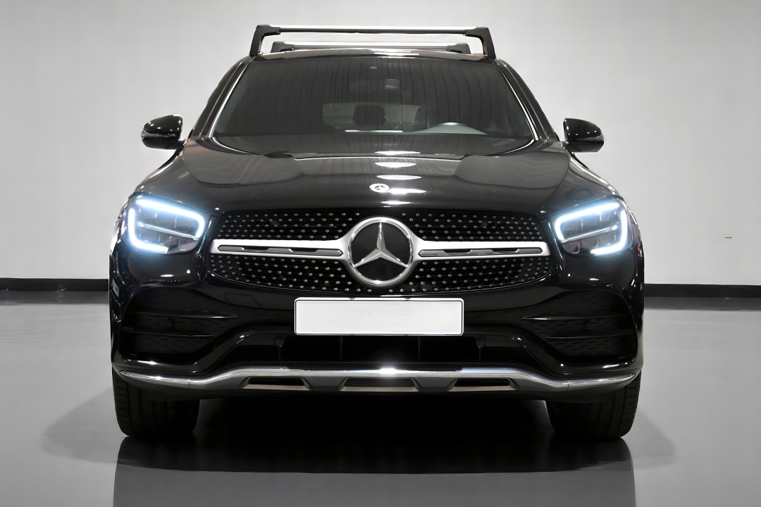 Mercedes-Benz GLC Coupe Mercedes-Benz GLC 300e 4MATIC Coupé AMG (2)