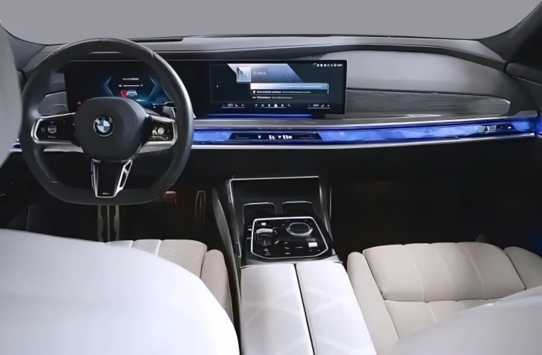 BMW Seria 7 740d xDrive M-Sport (5)