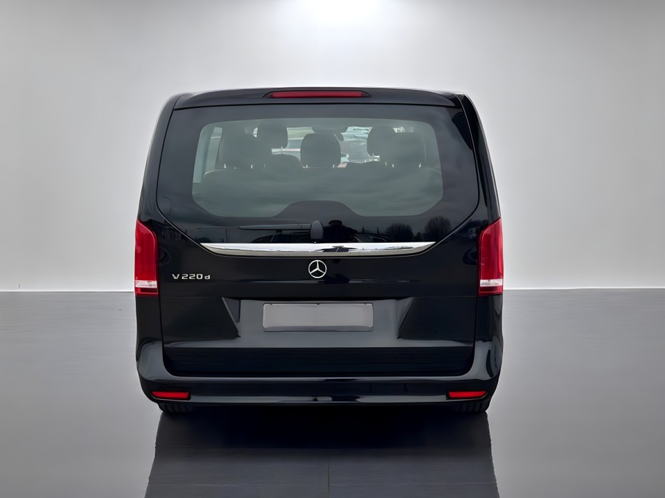 Mercedes-Benz V 220d AVANTGARDE (5)