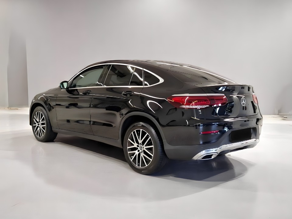 Mercedes-Benz GLC Coupe Mercedes-Benz GLC 300d 4MATIC Coupé (5)