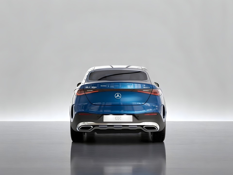 Mercedes-Benz GLC Coupe 300 4MATIC AMG Line (5)