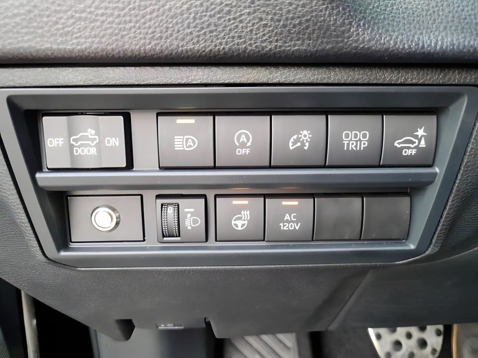Toyota Tundra SR5 - foto 15