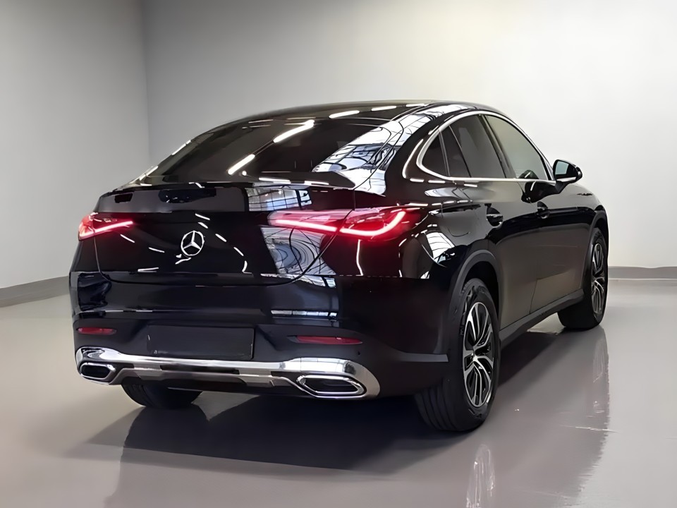 Mercedes-Benz GLC Coupe 200 4MATIC Avantgarde (4)