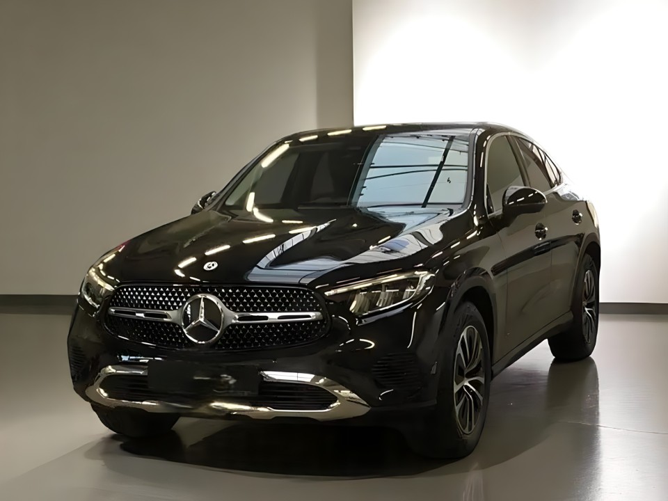 Mercedes-Benz GLC Coupe 200 4MATIC Avantgarde (2)