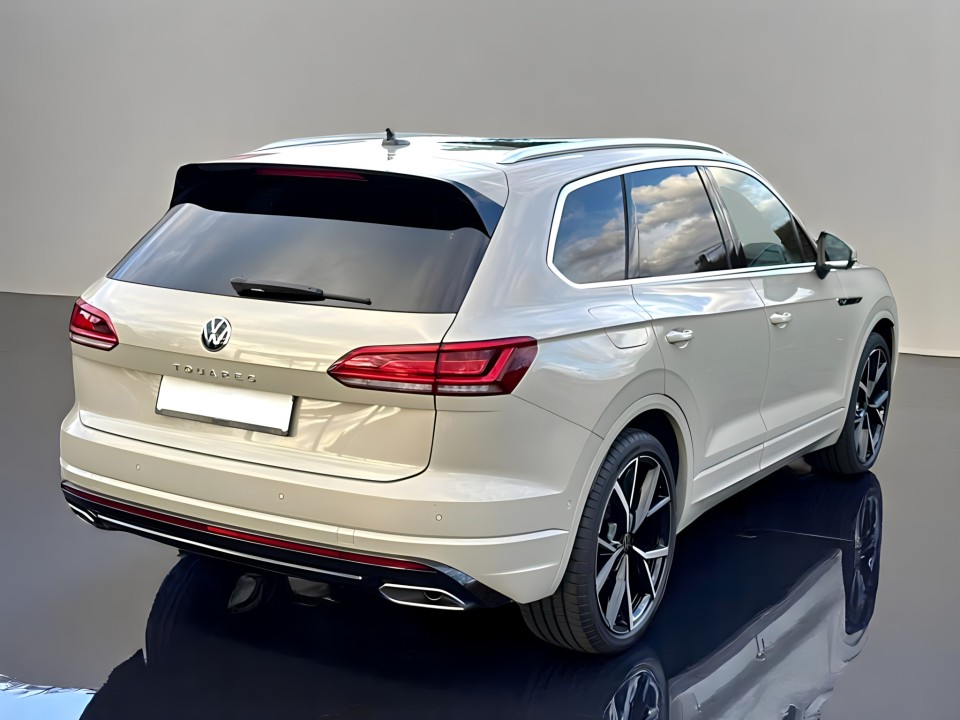 Volkswagen Touareg V6 TDI R-Line (4)