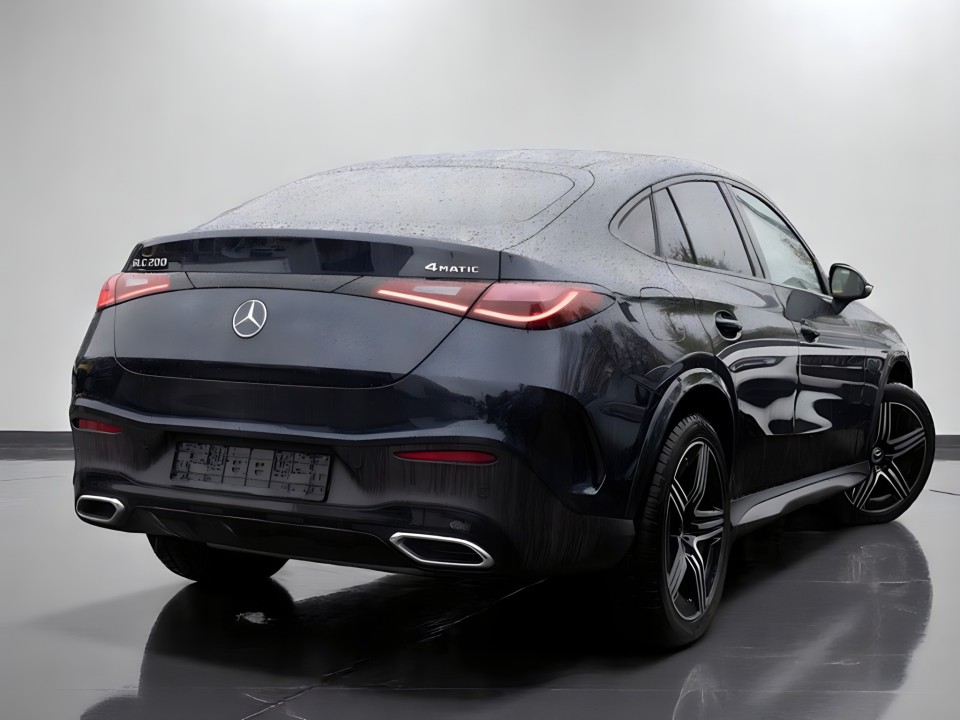 Mercedes-Benz GLC Coupe Mercedes-Benz GLC 200 4MARTIC Coupé AMG (2)