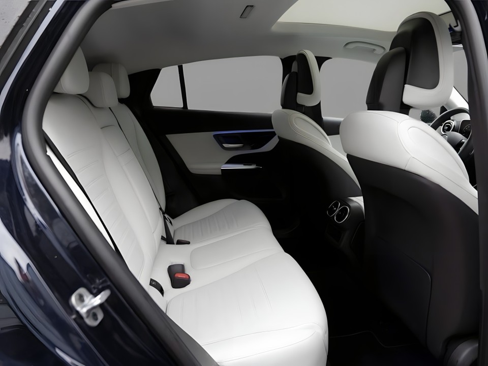 Mercedes-Benz GLC Coupe Mercedes-Benz GLC 200 4MARTIC Coupé AMG (4)