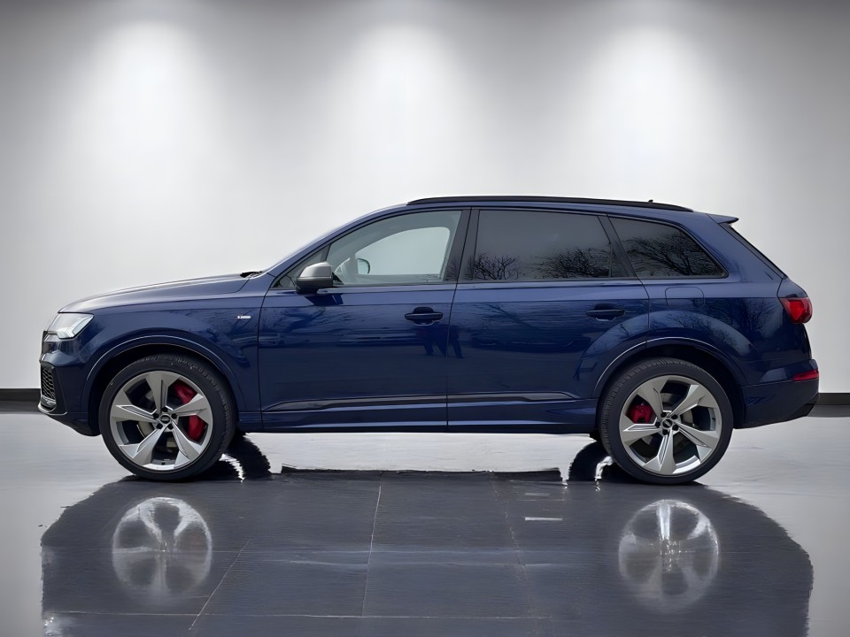 Audi Q7 TFSI e S-line (5)