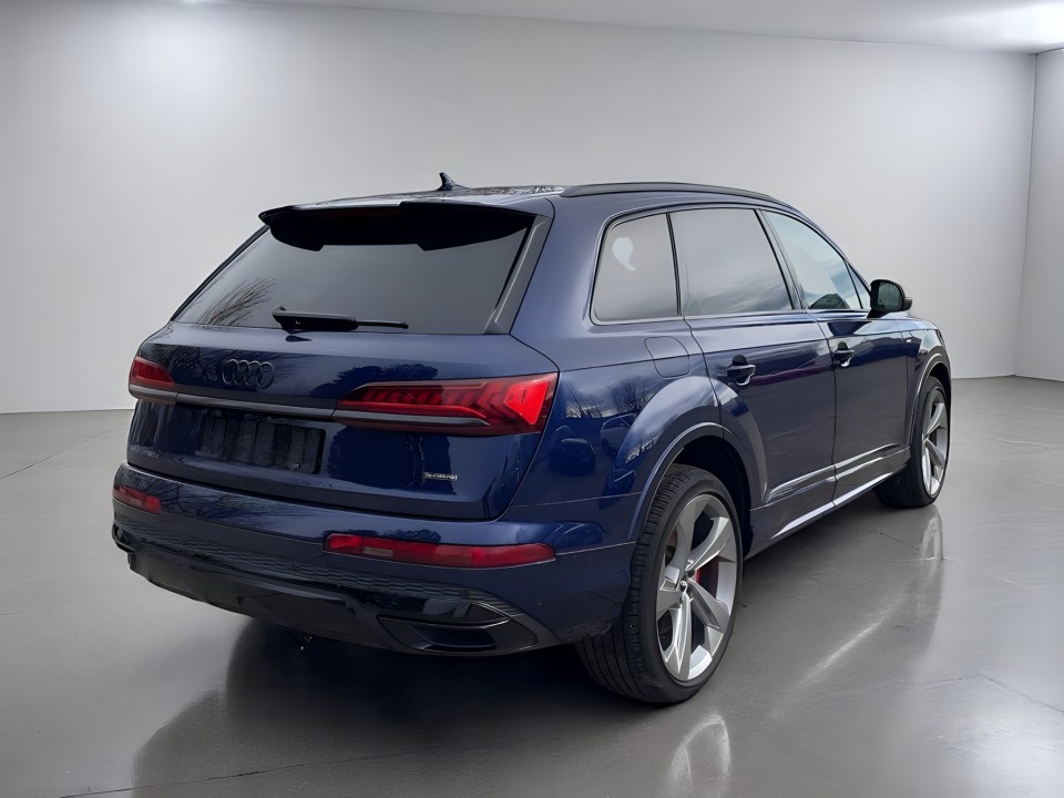 Audi Q7 TFSI e S-line (3)
