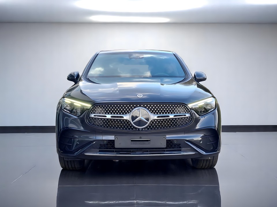 Mercedes-Benz GLC Coupe 220d 4MATIC AMG Line (2)