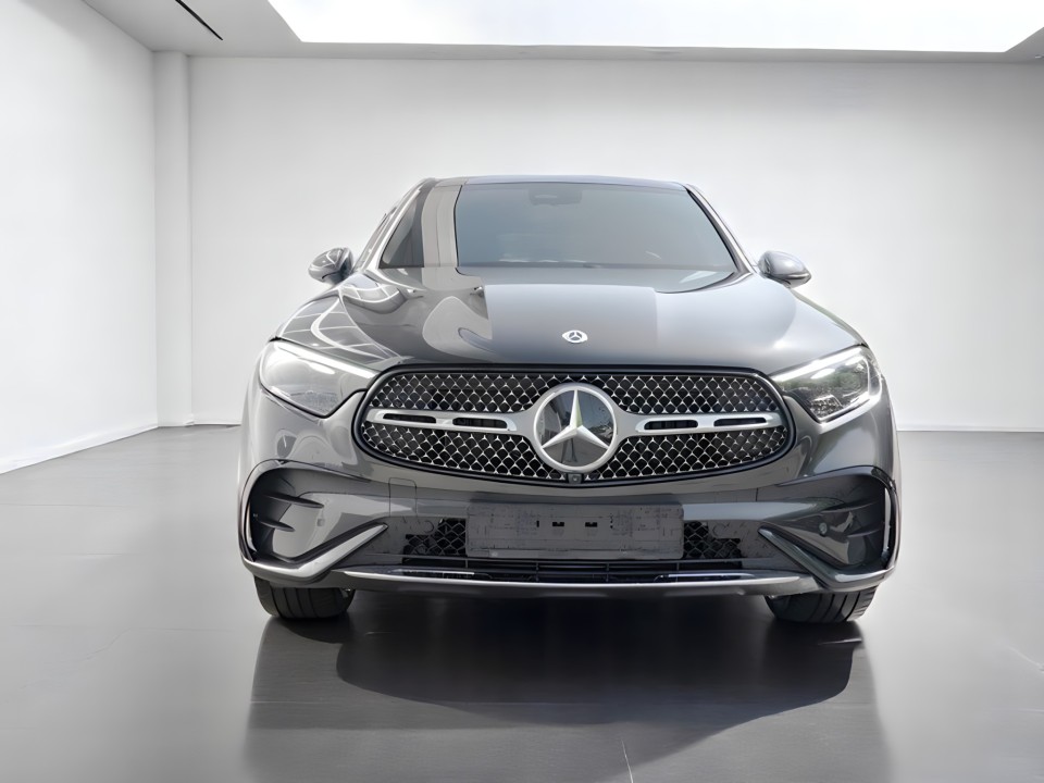 Mercedes-Benz GLC Coupe 220d 4MATIC AMG Line (2)