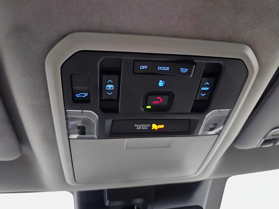 Toyota Sequoia Limited - foto 30