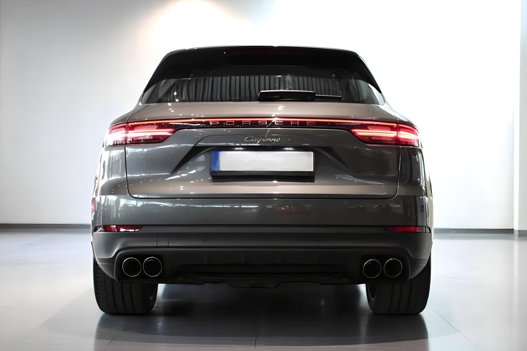 Porsche Cayenne E-Hybrid (2)