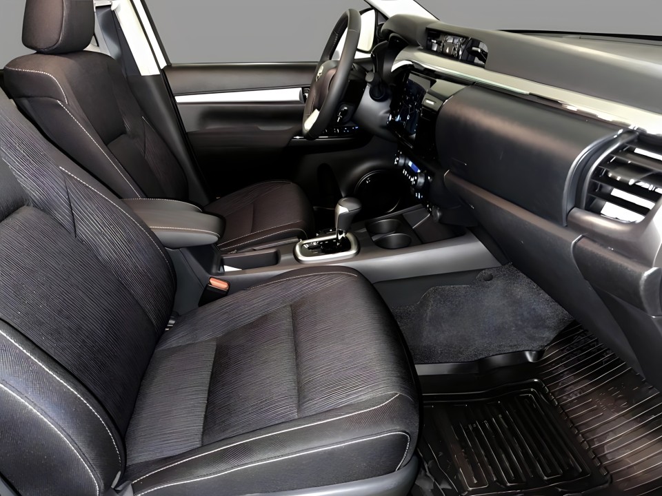 Toyota Hilux Double Cab Comfort - foto 8