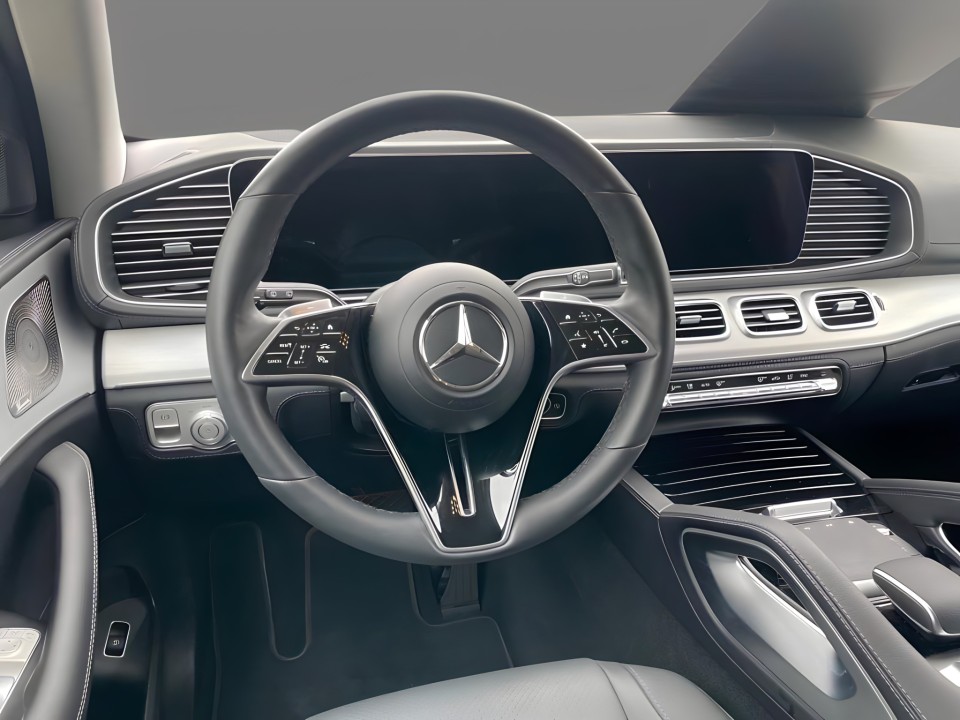 Mercedes-Benz GLE 300d 4MATIC - foto 8
