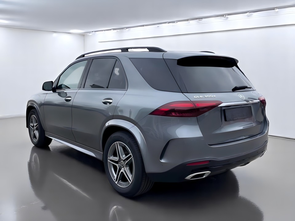 Mercedes-Benz GLE 300d 4MATIC - foto 6