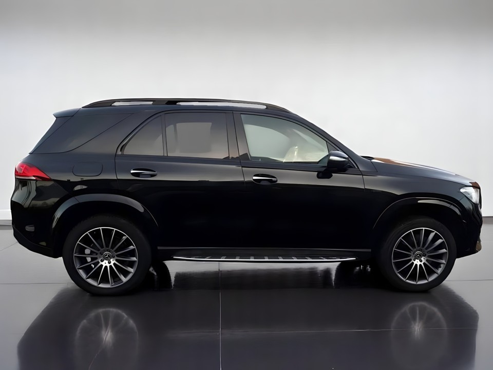 Mercedes-Benz GLE 350de 4MATIC AMG Line (2)