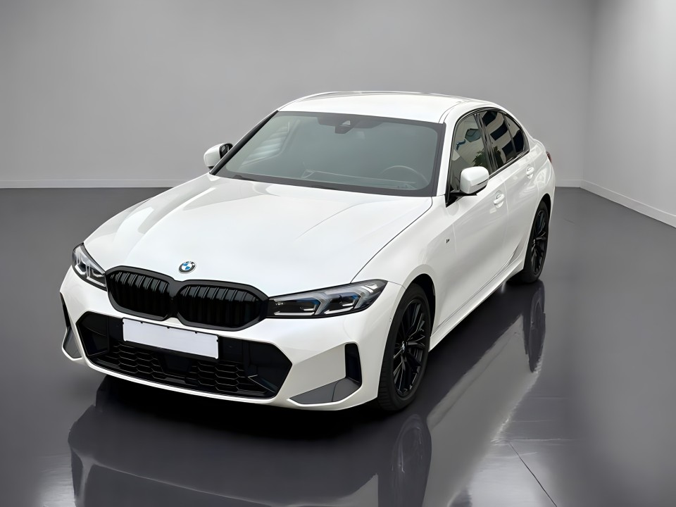 BMW Seria 3 330i xDrive M-Sport - foto 10