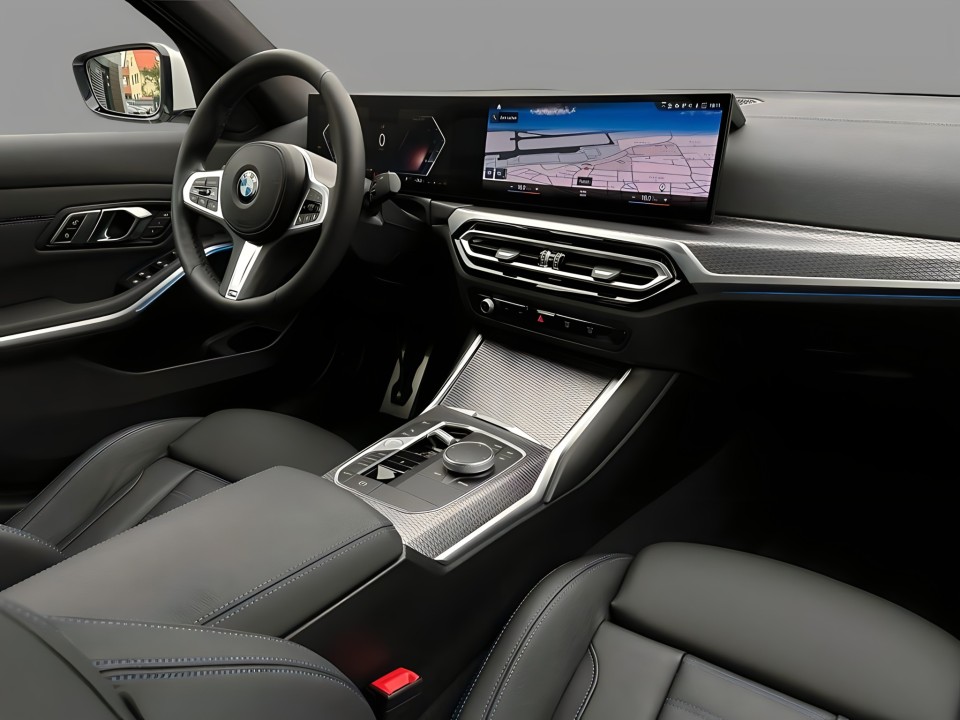 BMW Seria 3 330i xDrive M-Sport - foto 23