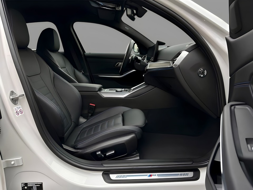 BMW Seria 3 330i xDrive M-Sport - foto 20