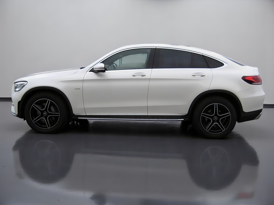 Mercedes-Benz GLC Coupe Mercedes-Benz GLE Coupe 300d 4MATIC AMG Line - foto 6